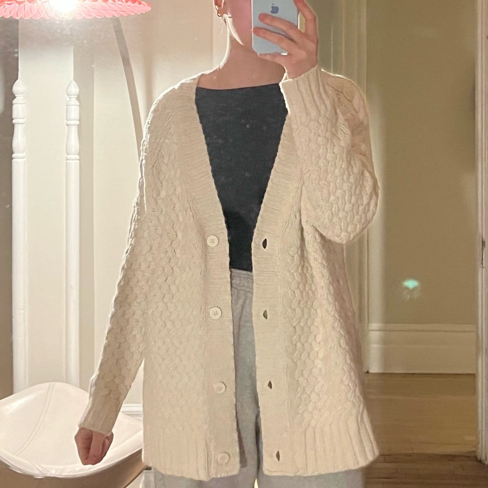 SUNDAY MORNING : white knit oversized cardigan